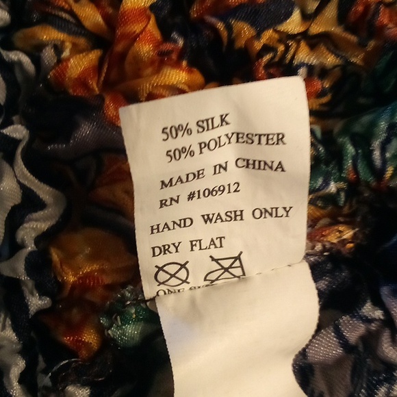 Elegant Ruched Top by Radiance - One Size Fits All! - Picture 7 of 9